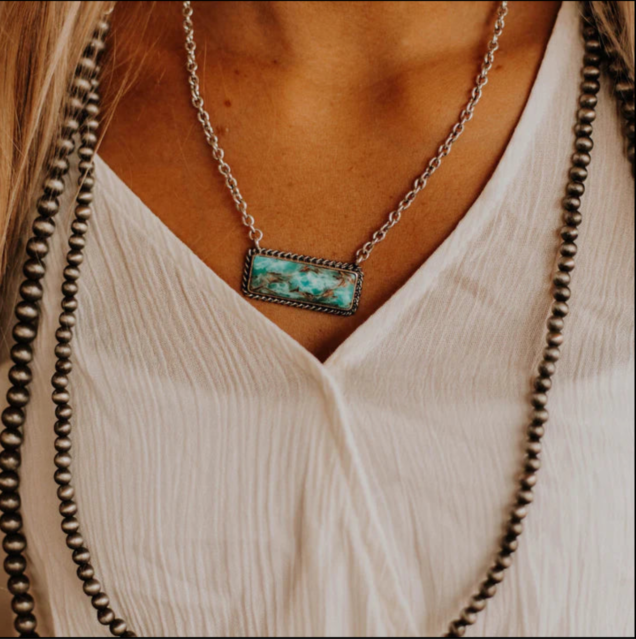 Medium Bar Turquoise Necklace