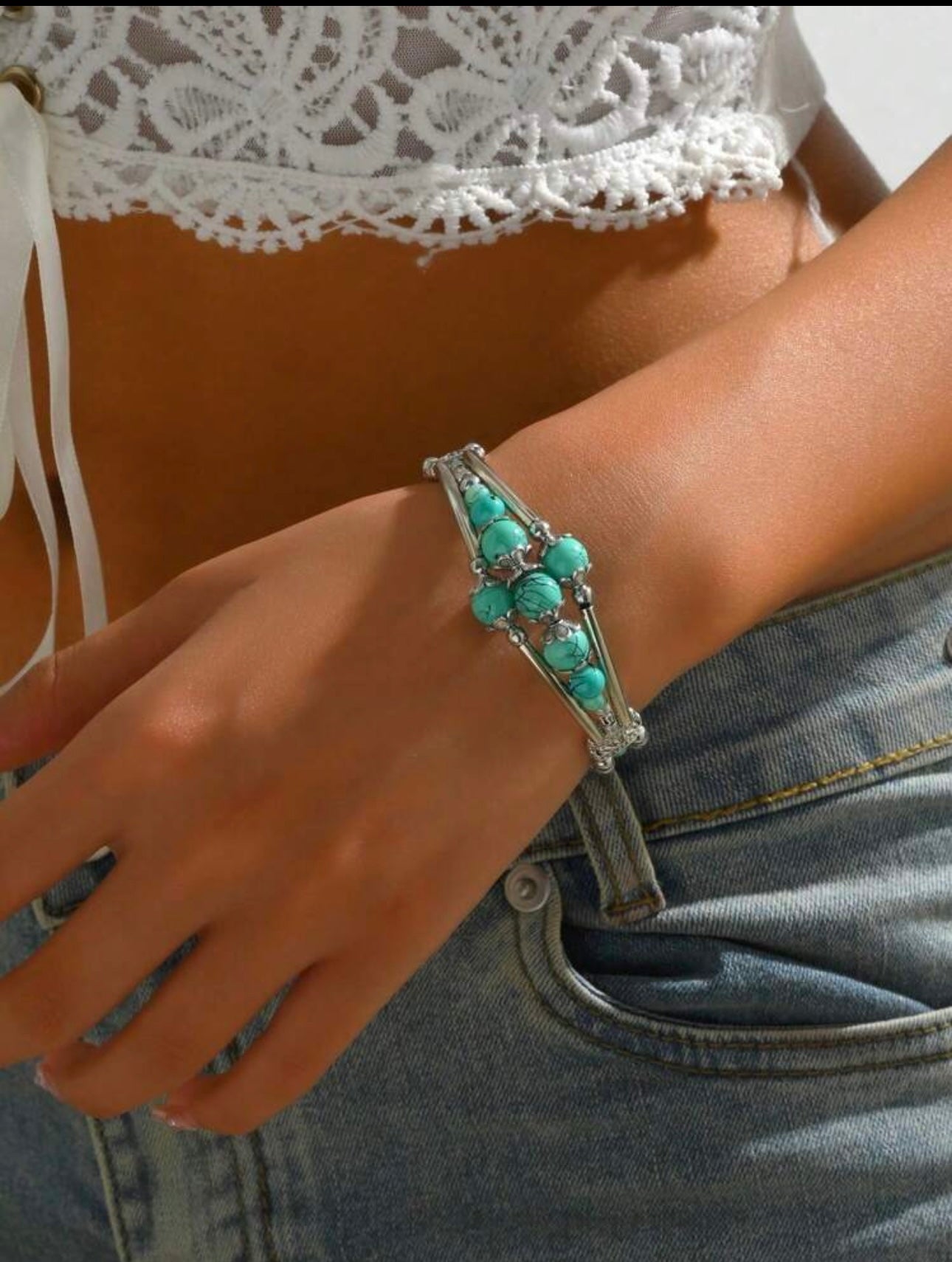 Hold It Together Turquoise Beaded Braclet